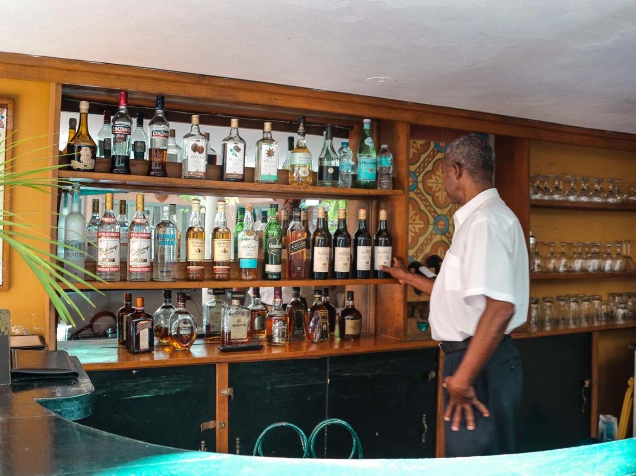 Prince Hotel Port-au-Prince Esterno foto